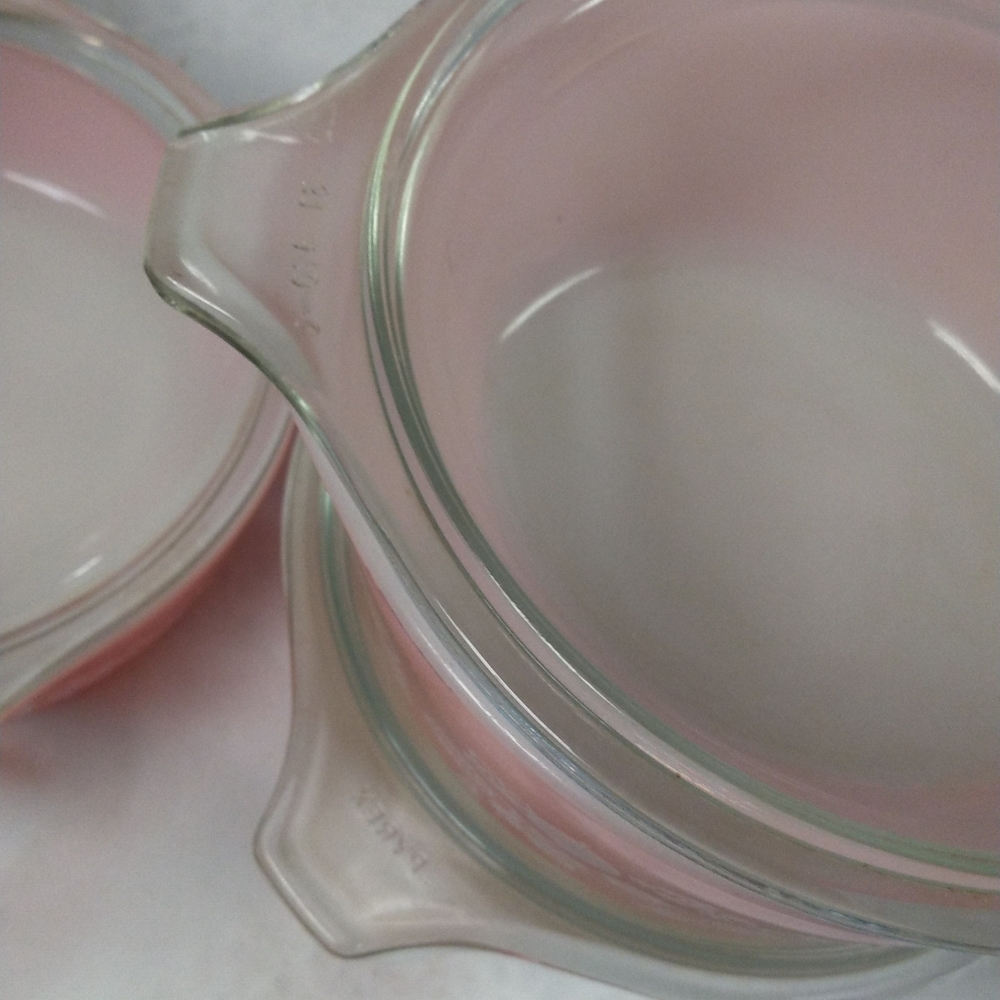Mid-century Pyrex Pink Gooseberry Casserole Bowls - Picture 5 of 9